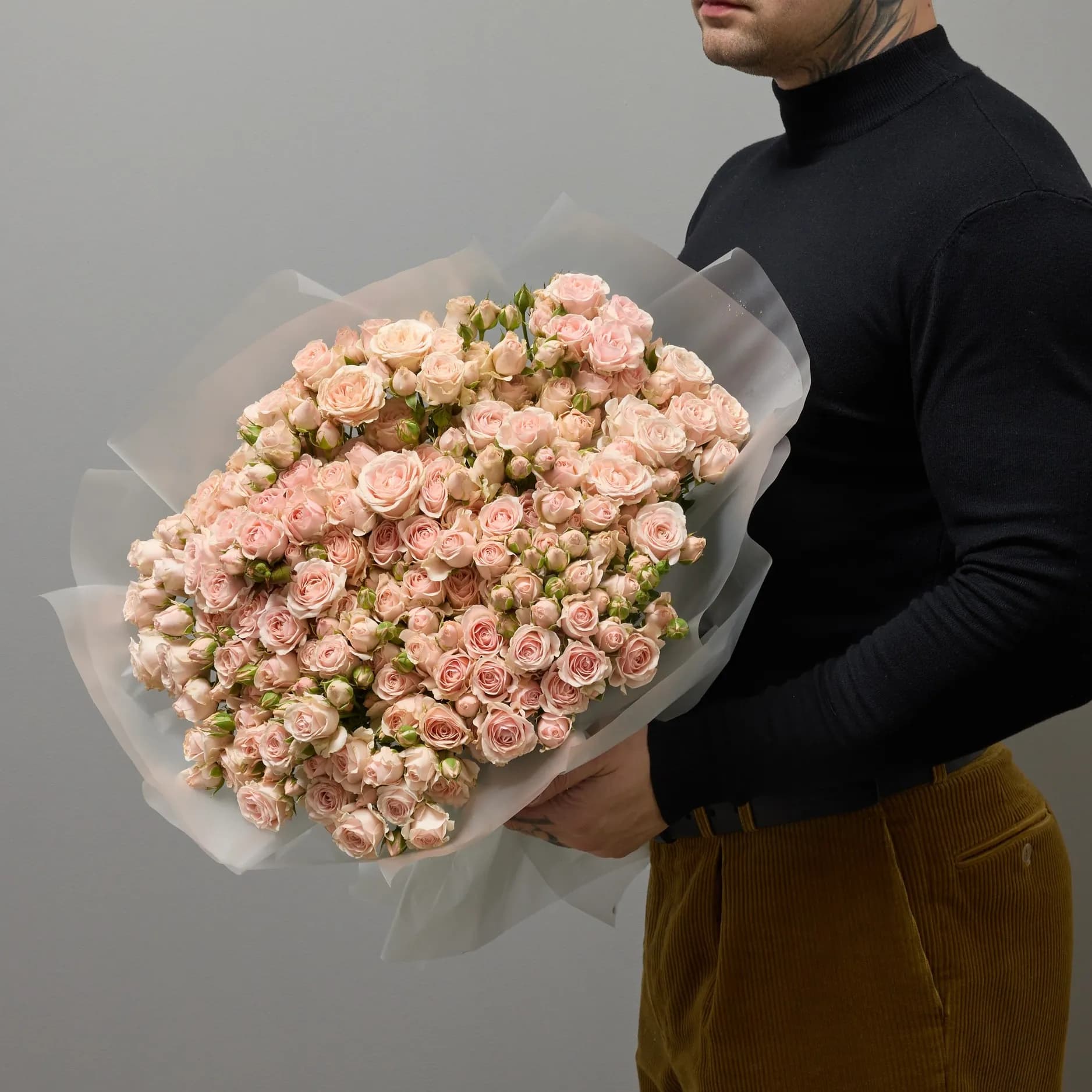 Большой букет из 25 нежно-розовых кустовых роз Полина - фото 2